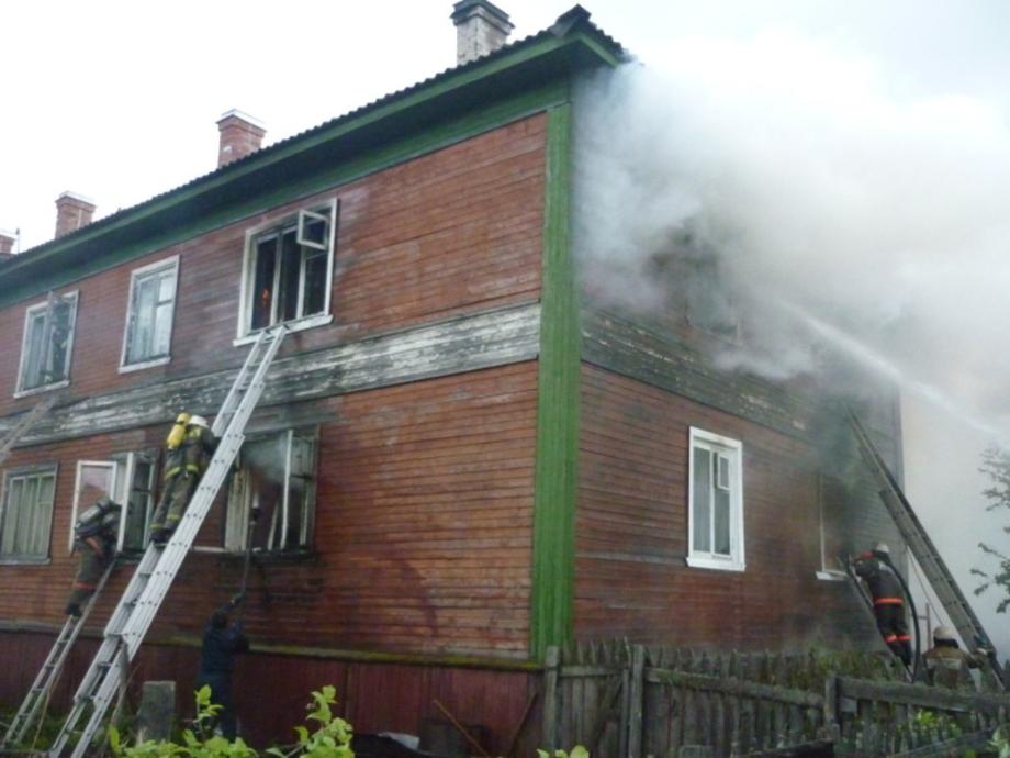 Фото: 25.mchs.gov.ru | Возгорание в многоквартирном жилом доме ликвидировали во Владивостоке