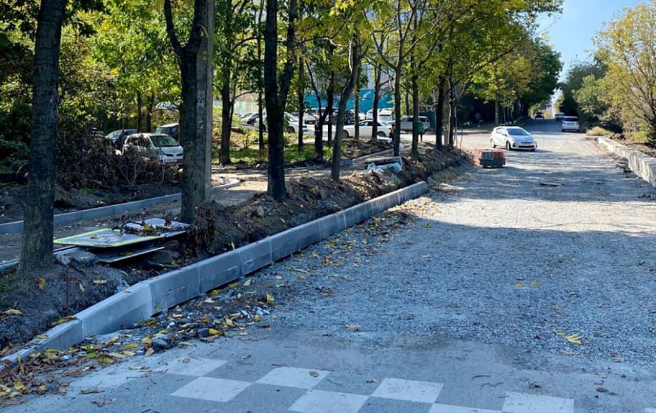 Большая дорожная стройка во Владивостоке: где проводят ремонт и что именно делают