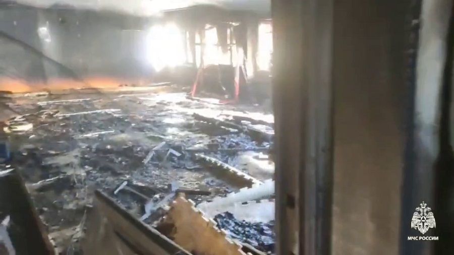 Хоккейная арена сгорела в Находке, жертв нет