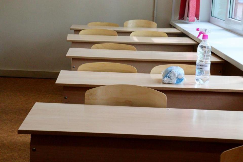 В школах Владивостока более 100 классов переведено на дистанционный формат обучения