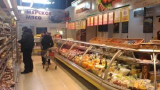 Продукцию срочно изымают. В одном из ТЦ в Приморье нашли пельмени с плесенью