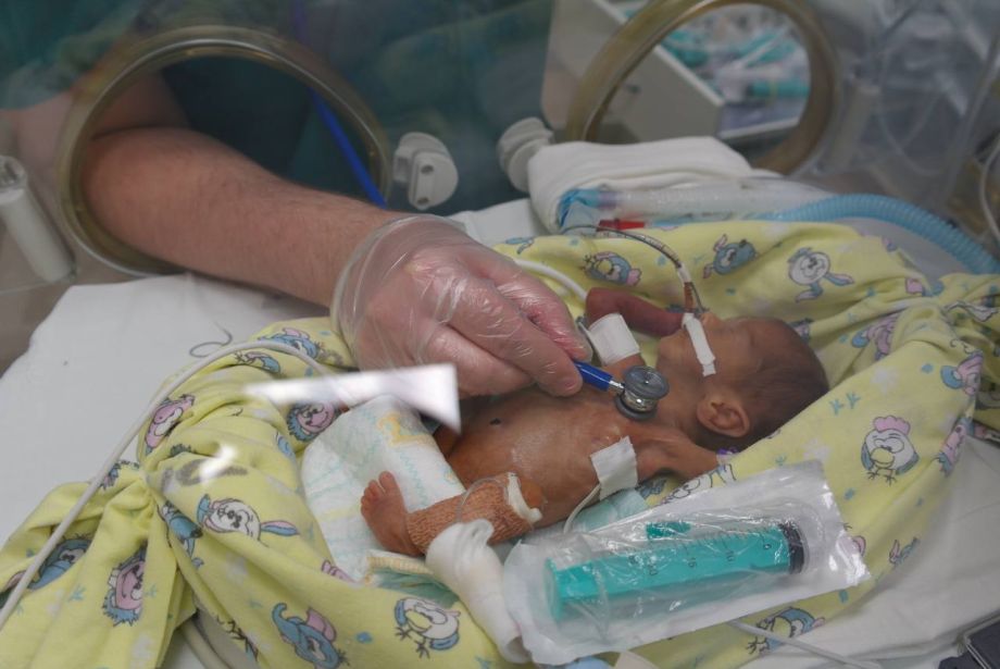 490 граммов надежды: врачи из Приморья совершили невозможное в перинатальном центре