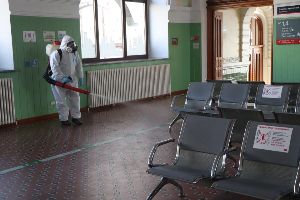 На владивостокском ж/д вокзале приняты все меры для обеспечения сохранности здоровья в условиях пандемии COVID-19
