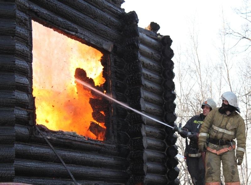 Фото: 25.mchs.gov.ru | Огнеборцы ликвидировали возгорание дачного дома в Приморье