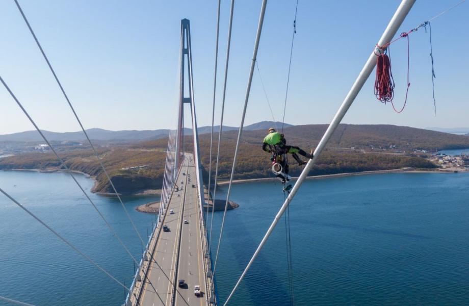 Фото: btsmost.ru | Во Владивостоке завершился ремонт моста на остров Русский