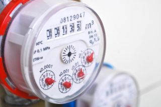 «По 7500 рублей с квартиры». Всех, у кого в квартире есть счетчики, ждет сюрприз в ноябре