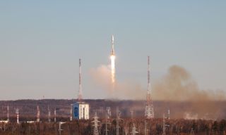 Успешный запуск. С космодрома Восточный стартовала ракета «Союз–2.1б» с 55 спутниками