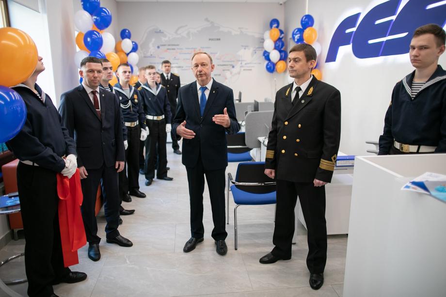 Во Владивостоке открылся офис крюинга FESCO