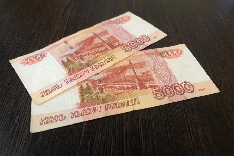 Раскрыто неприятное последствие выплат 10 000 рублей пенсионерам