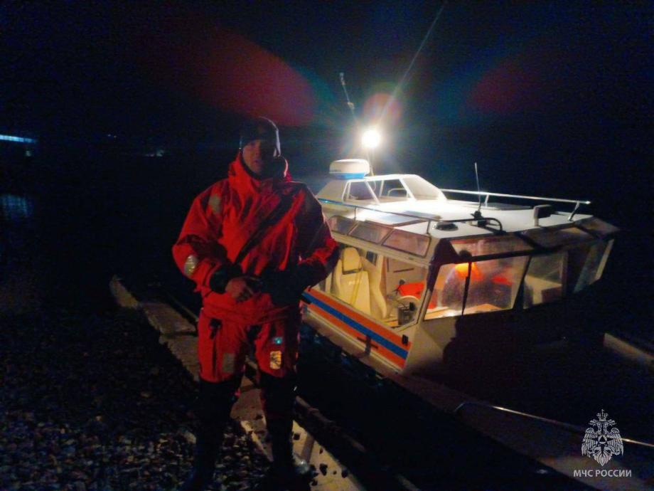 Фото: 25.mchs.gov.ru | «Вынесло в море». В Приморье спасли неудачливых рыбаков