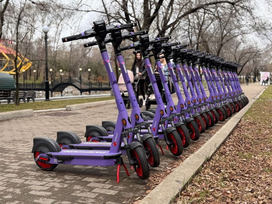 Больше двух миллионов километров проехали на самокатах жители Владивостока