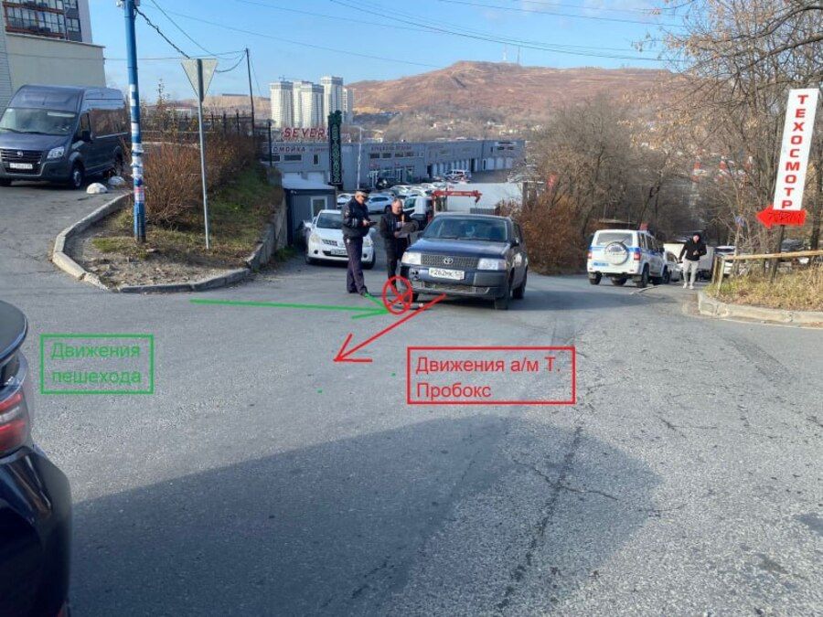 Ребенок получил травмы после наезда автомобиля во Владивостоке