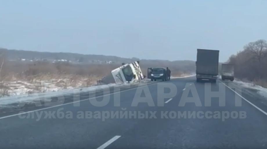 Фото: Кадр видео | Жесткое ДТП произошло на федеральной трассе в Приморье