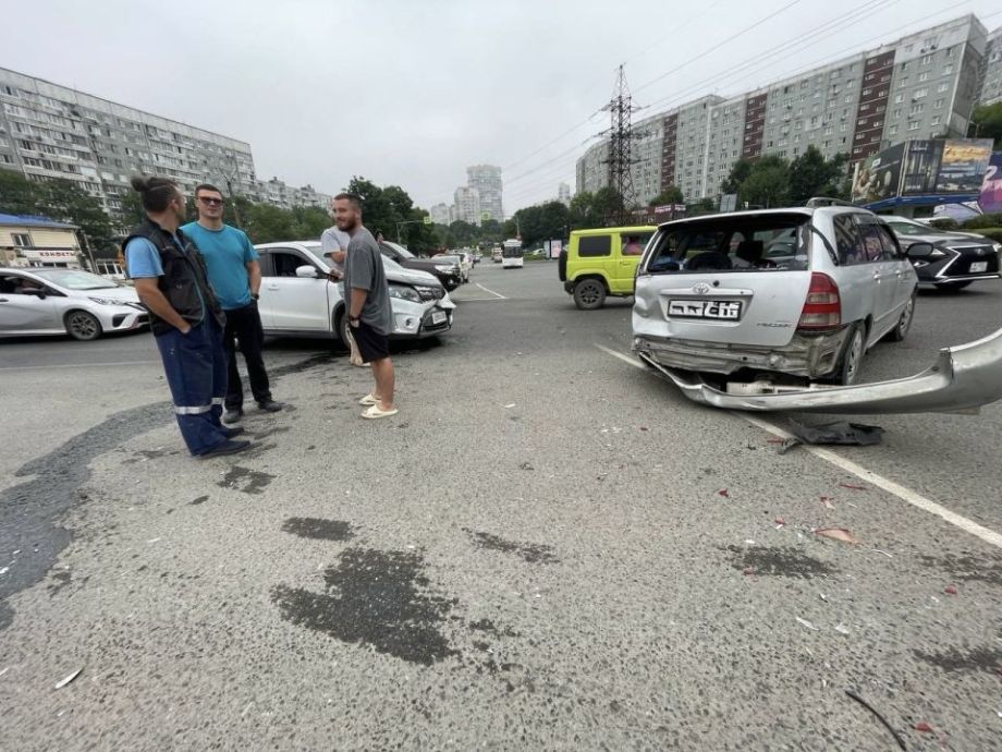 Автоподставы на 7 миллионов рублей раскрыты во Владивостоке