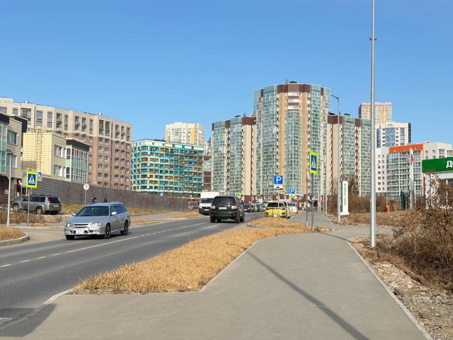 «Мы ждали этого восемь лет»: новые дороги на Патрокле прошли проверку местных жителей