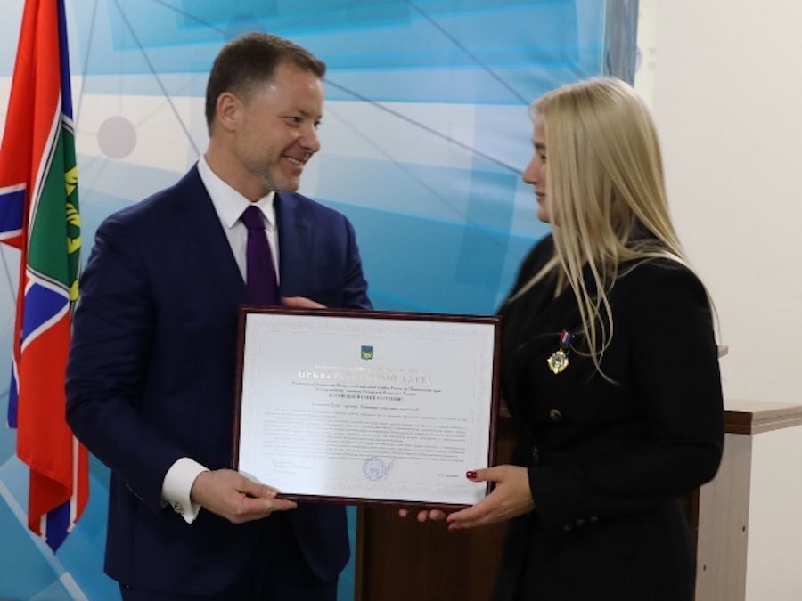 35 лет на службе государству: Антон Волошко поздравил УФНС Приморья с юбилеем