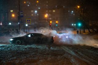 Фото: Татьяна Меель/PRIMPRESS | Снежный апокалипсис: как обстояла ситуация на дорогах ночью во Владивостоке?