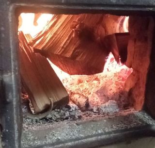 «Это просто издевательство»: самые морозные на неделе сутки для Тавричанки начнутся без отопления