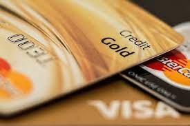 Фото: freepik.com | Как выбрать кредитную карту? Виды, сборы, формальности