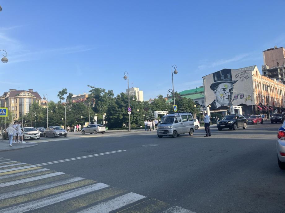 Фото: PRIMPRESS | Автолюбителям Владивостока приготовиться: на оживленном перекрестке в центре изменится схема движения
