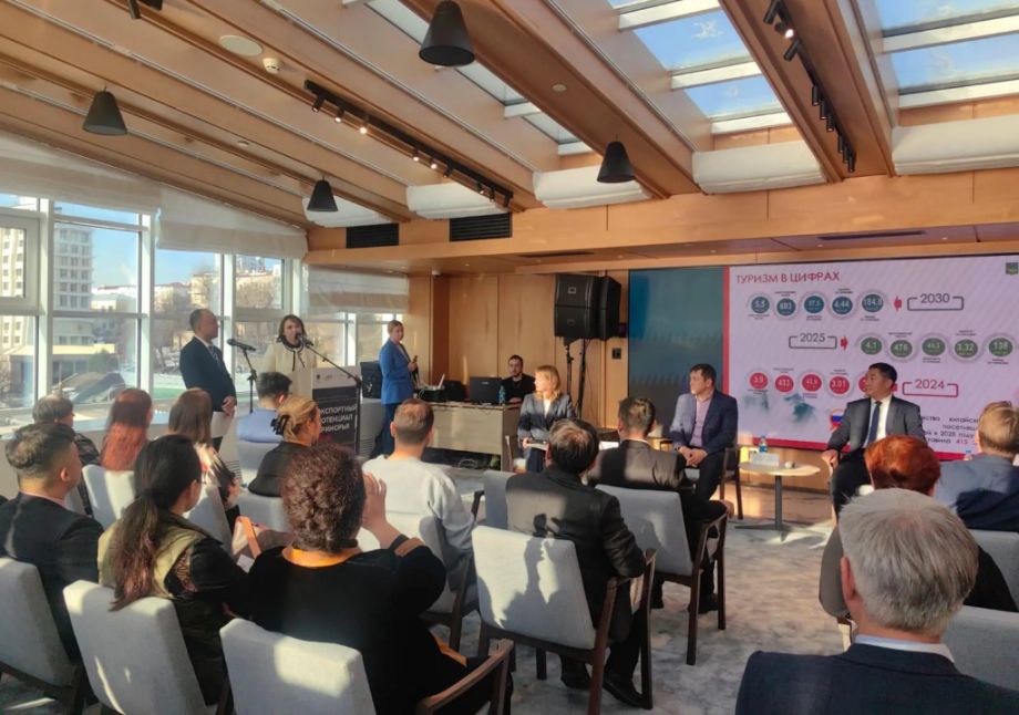 Несгибаемый оптимизм: министр туризма Приморья вновь рекламирует «зависший» морской круиз