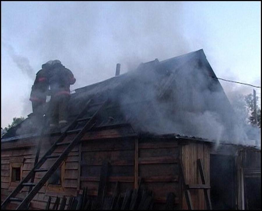 Фото: 25.mchs.gov.ru | Это все холода: сразу четыре частных дома сгорели в Приморье