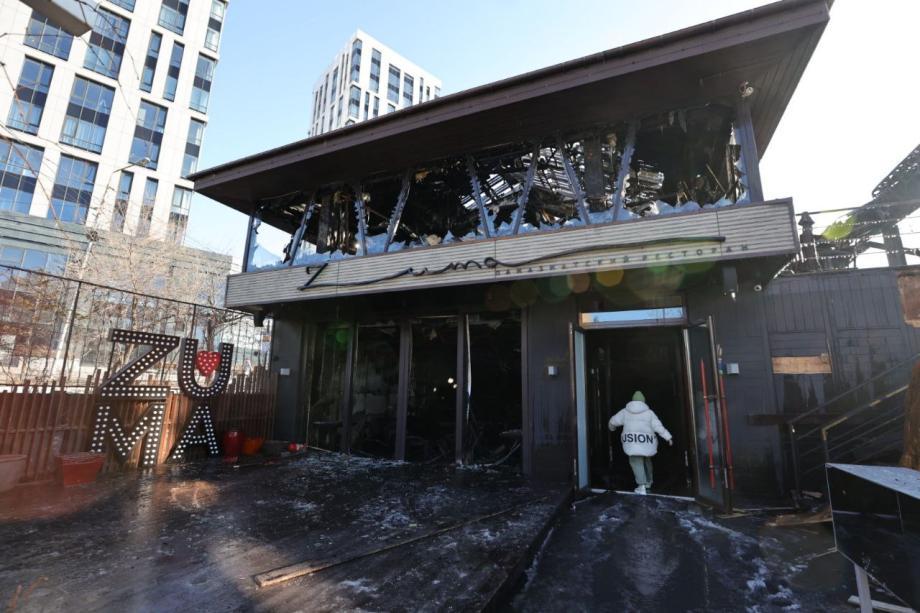 Фото: PRIMPRESS | Жуткую деталь обнаружили в сгоревшем ресторане Zuma во Владивостоке