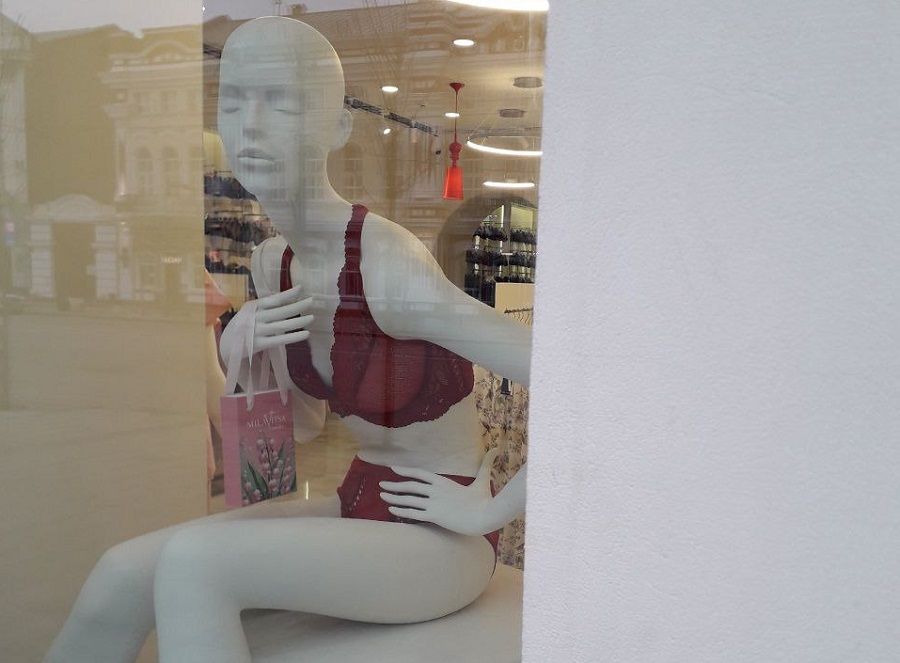 Узкое бельё — зло: от боли в спине до проблем с пищеварением