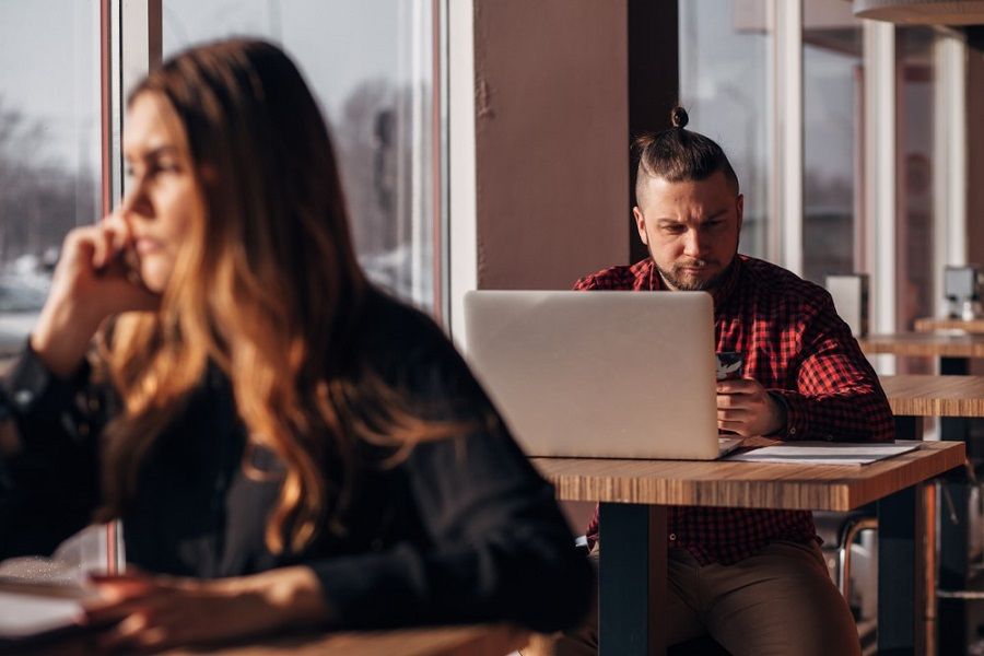 Приморцев раздражает нецензурная брань на рабочих созвонах