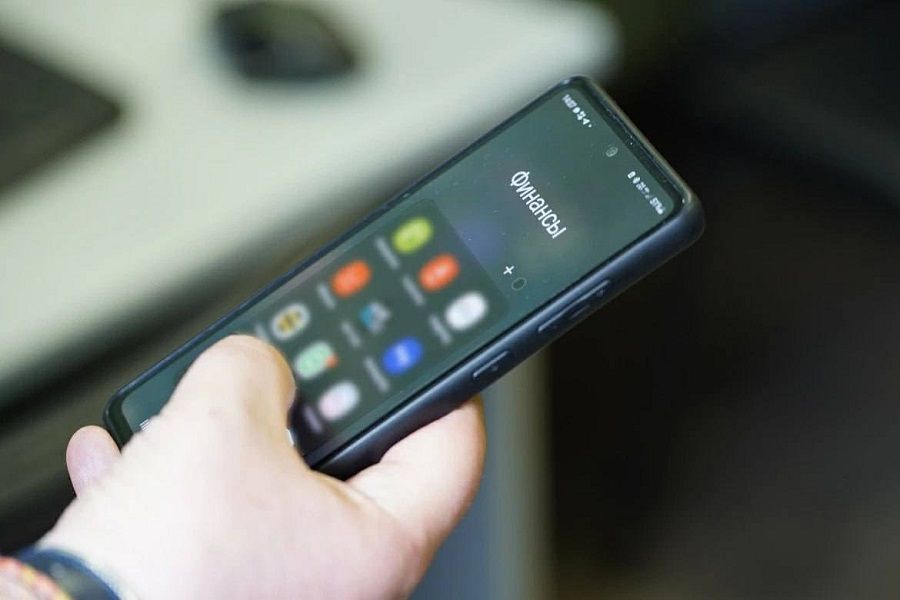 Новая схема: жулики звонят в банк от имени своих жертв и блокируют их карты