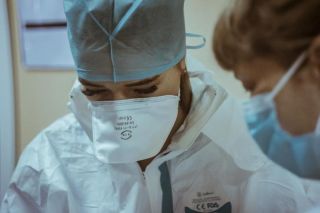 Масочный режим ввели во всех больницах Приморья