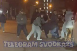 Массовая потасовка подростков всплыла в соцсетях Владивостока