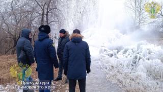 Артем в жуткие холода остался без воды из-за аварии на трубопроводе