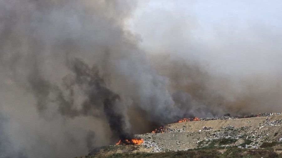 Горящая главная свалка Владивостока ухитрилась не испортить воздух. По версии Роспотребнадзора