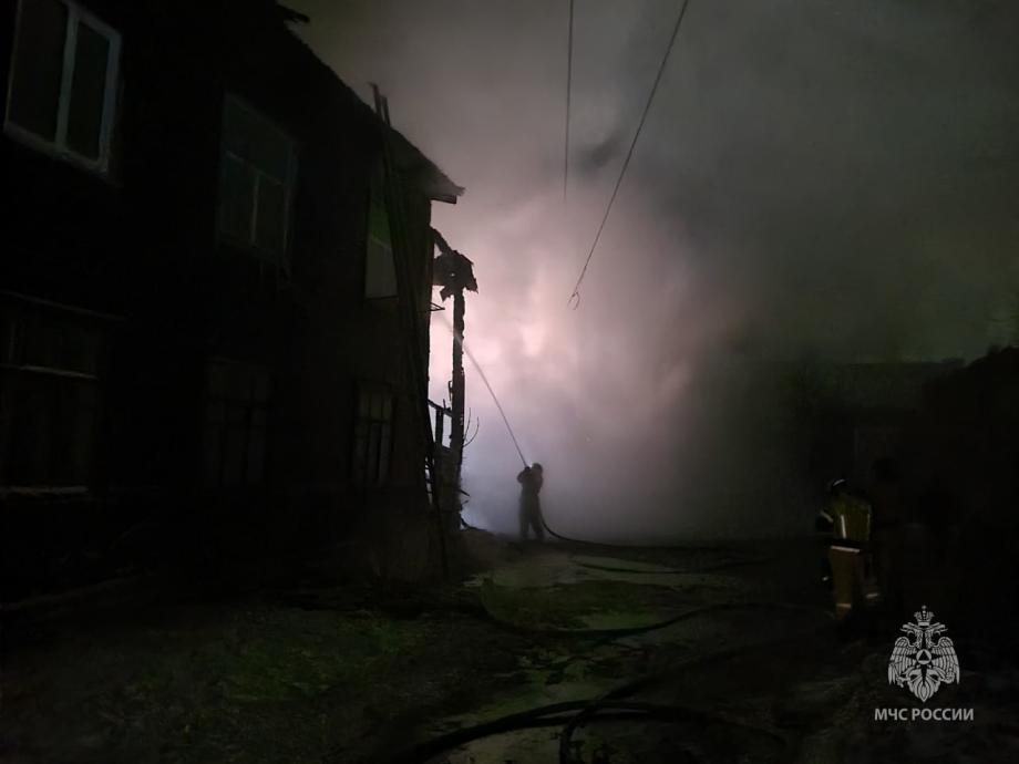 Крупное возгорание ликвидировали ночью во Владивостоке