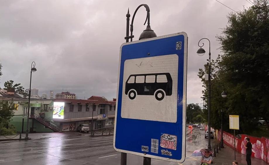 Автобусники продолжают нарушать ПДД во Владивостоке