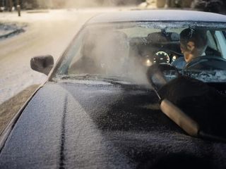 Семь ошибок при прогреве мотора, которые «убивают» машину быстрее холода