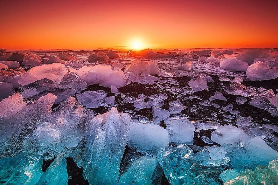 Фото: pixabay.com | Во Владивостоке сразу две девушки «вмерзли» в лед