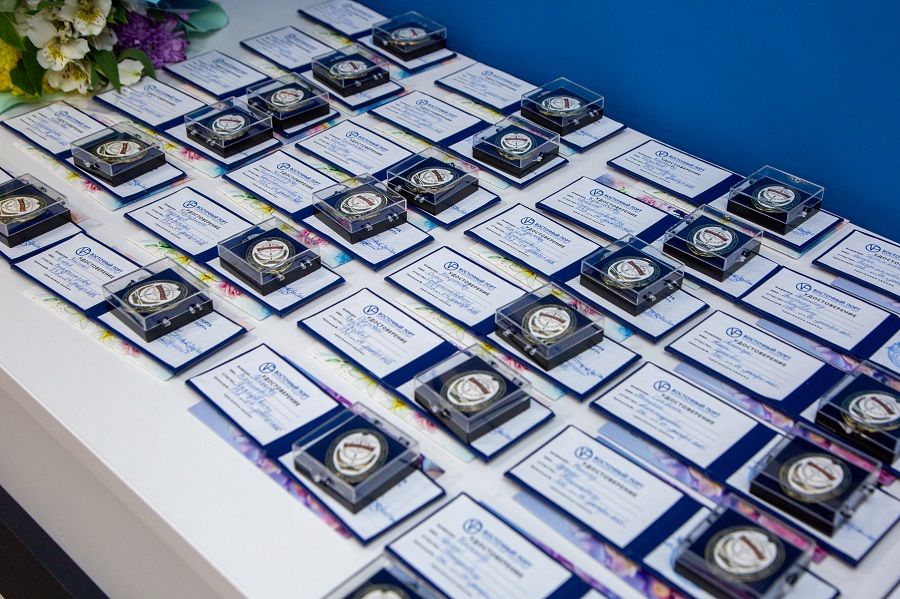 Звание «Ветеран морского порта» получили 32 «восточника»