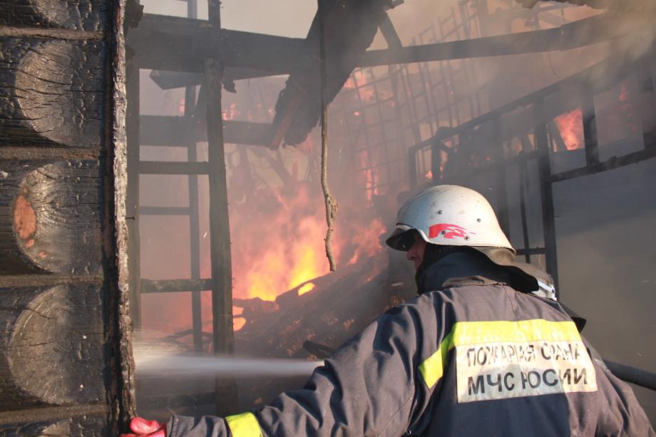 Фото: 25.mchs.gov.ru | Еще один частный дом потушили огнеборцы Приморья