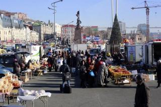 Екатерина Борисова | 10 фактов о центральной площади Владивостока