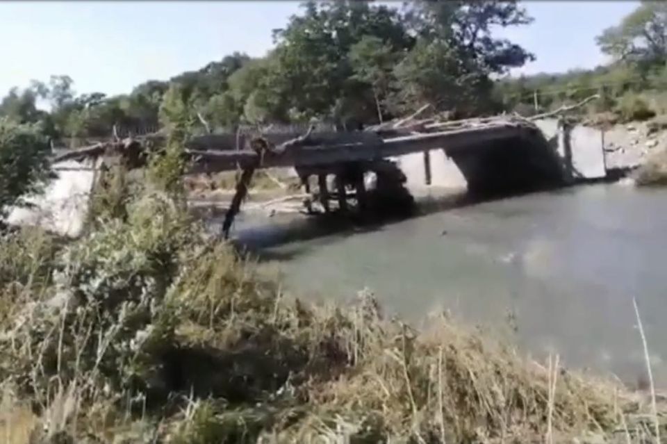 Тайфун итоги. Разрушенный мост. Тайфун Лесозаводск. Тайфун в Приморье. Последствия тайфуна.