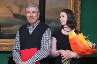 Фото: Екатерина Дымова / PRIMPRESS | Персональная выставка Геннадия Кунгурова «Черное и белое» открылась во Владивостоке