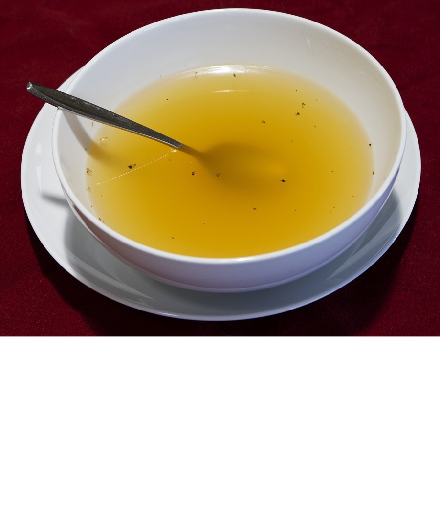 pixabay.com | Бульоны и супы. Содержание воды: 92%
